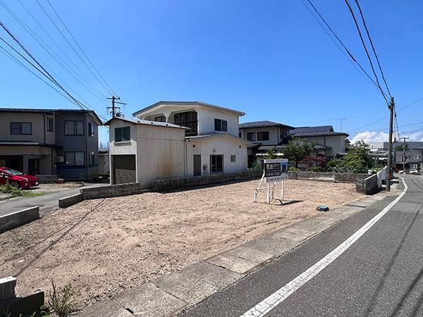173m2 Building Plot in Akita City for 7 Million Yen - Thumbnail 2