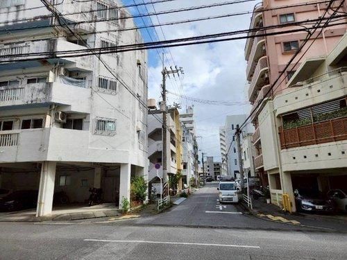 Land for Sale in Tomari, Naha City, Okinawa - 130.86 sqm Corner Plot - Thumbnail 2