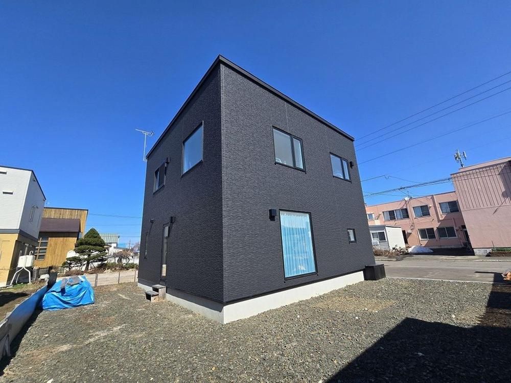3LDK House in Ishikari with 280m2 Land - Built 2023 - Thumbnail 2
