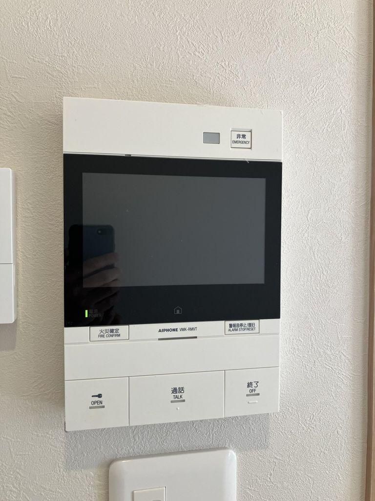 Renovated 3LDK Apartment for Sale in Sapporo Chuo Ward - Thumbnail 2