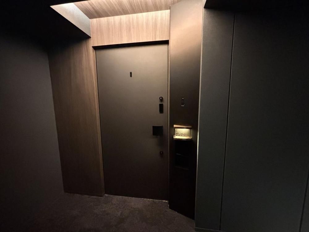 2LDK Apartment for Sale in Chikusa-ku, Nagoya - 74.95m2 - Thumbnail 4