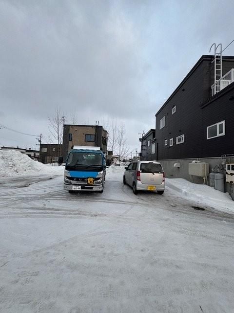 176 sqm Land for Sale in Kita Ward, Sapporo, Hokkaido - Thumbnail 3