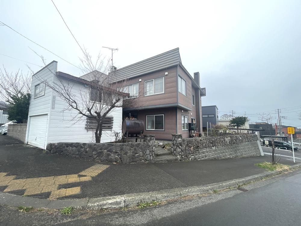 Land for Sale in Teine-ku, Sapporo, 165.58 sqm, No Building Conditions - Thumbnail 2