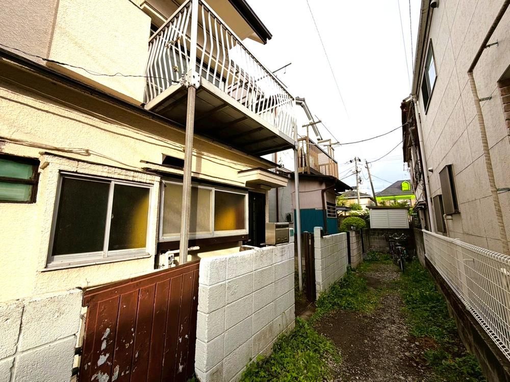 1LDK House for Sale in Minami-Nagasaki, Toshima-ku, Tokyo - Thumbnail 2