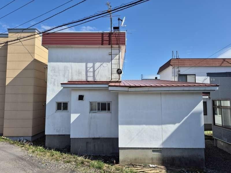 4LDK Detached House for Sale in Asahikawa, Hokkaido - Thumbnail 2