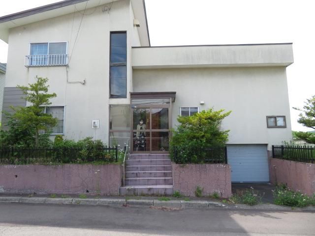 Land for Sale in Minami Ward, Sapporo - 220.91 sqm - Thumbnail 3