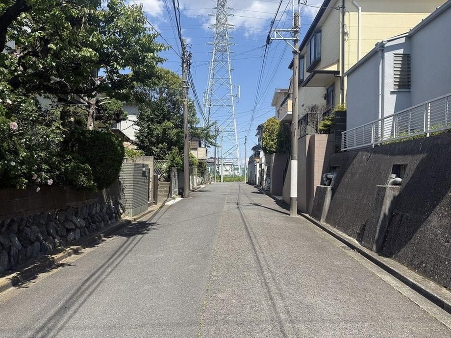 Land for Sale in Yabe-cho, Totsuka-ku, Yokohama - 140m2 Corner Lot - Thumbnail 4