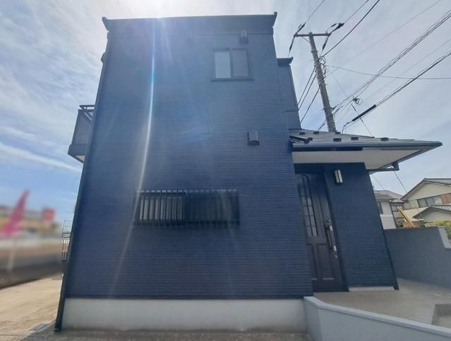 2LDK Detached House for Sale in Higashimurayama, Tokyo - Thumbnail 2