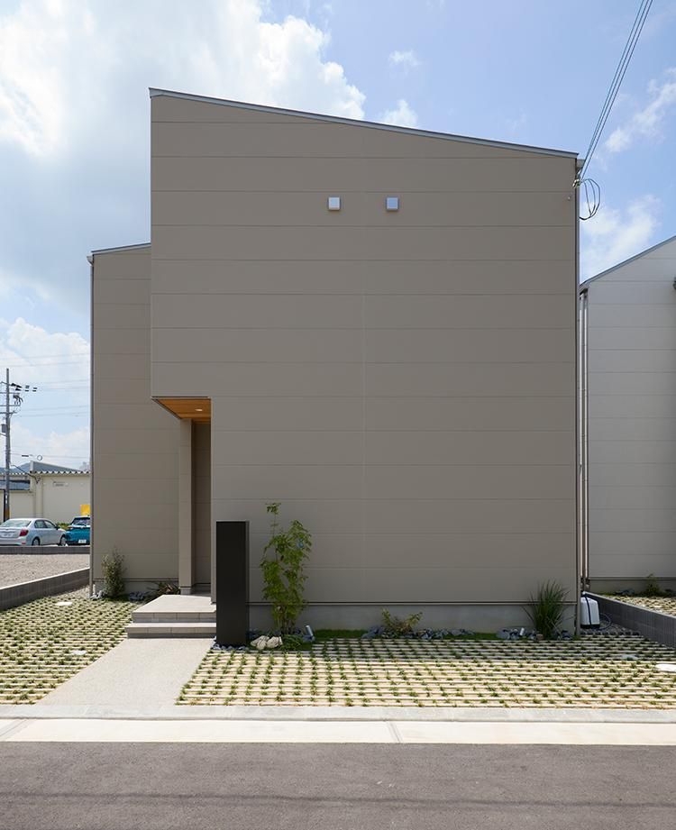 New 3LDK+2S House for Sale in Hirakata, Osaka near JR Fujisaka - Thumbnail 4