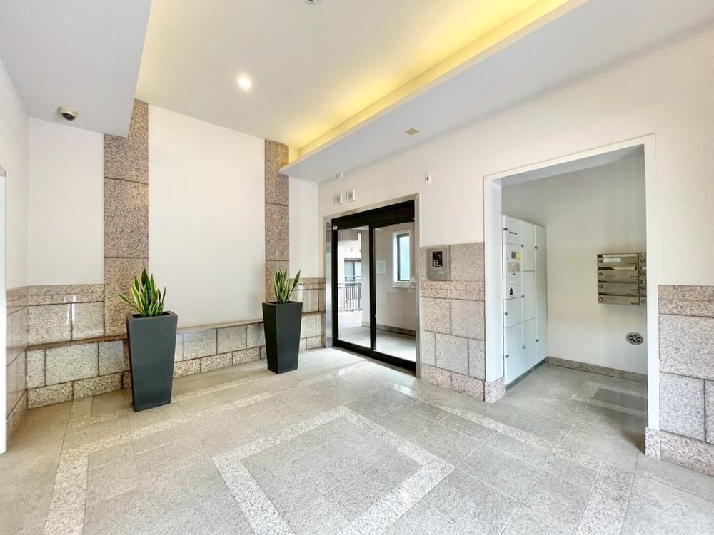 3LDK Condominium in Kawasaki, Kanagawa for 32.8 Million Yen - Thumbnail 2