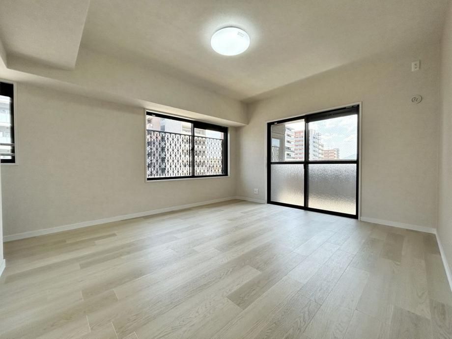 3LDK Apartment for Sale Near Hakozaki Station, Fukuoka - Thumbnail 4
