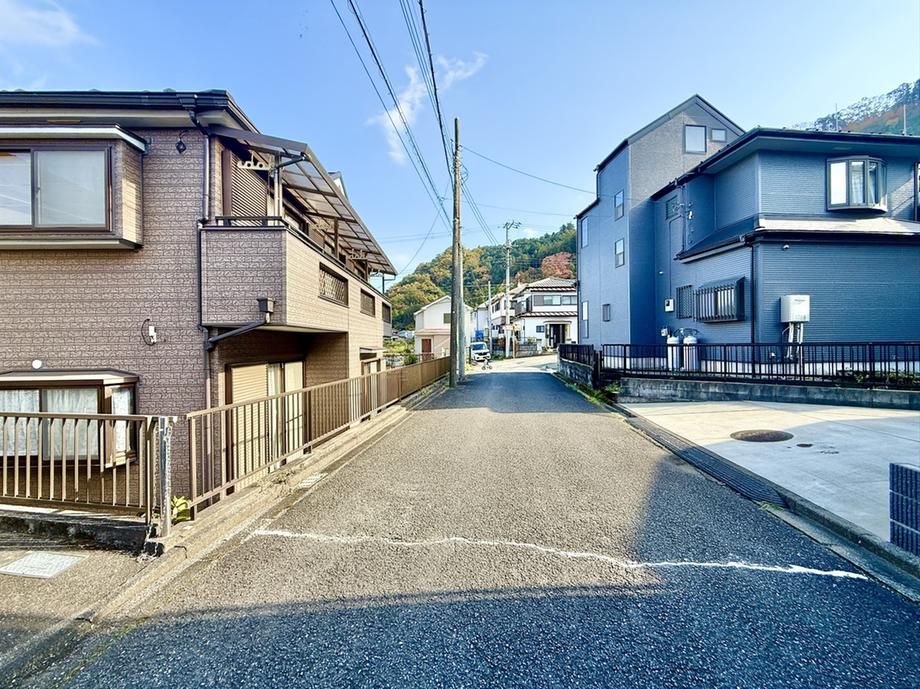 4LDK All-Electric House for Sale in Ome, Tokyo - Thumbnail 2