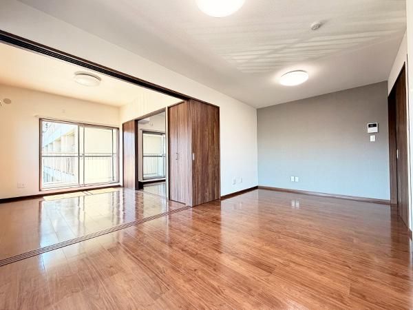 2LDK Apartment for Sale in Tama Ward, Kawasaki City - Thumbnail 3