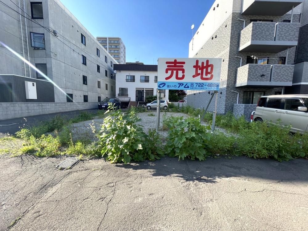 Land for Sale in Kita Ward, Sapporo - 109m2 - Near Kita 24-jo Station - Thumbnail 3