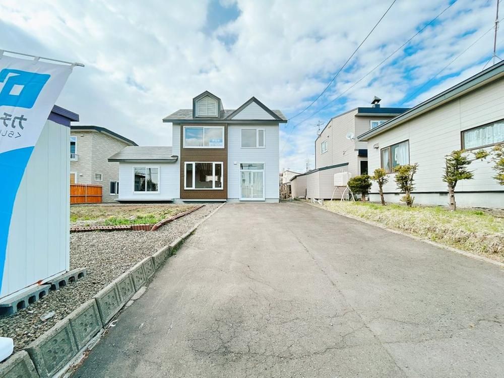 Renovated 4LDK+S House in Kushiro, Hokkaido - 103.5m2 - Thumbnail 2