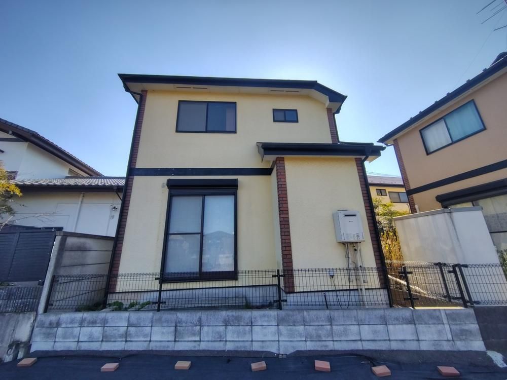 4LDK Detached House for Sale near Tobitakyu Station, Fuchu - Thumbnail 2