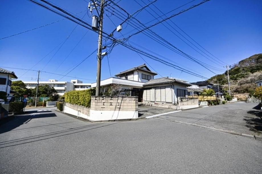 Land for Sale in Hatasawa, Kisarazu – 238.74 sqm Corner Plot - Thumbnail 2