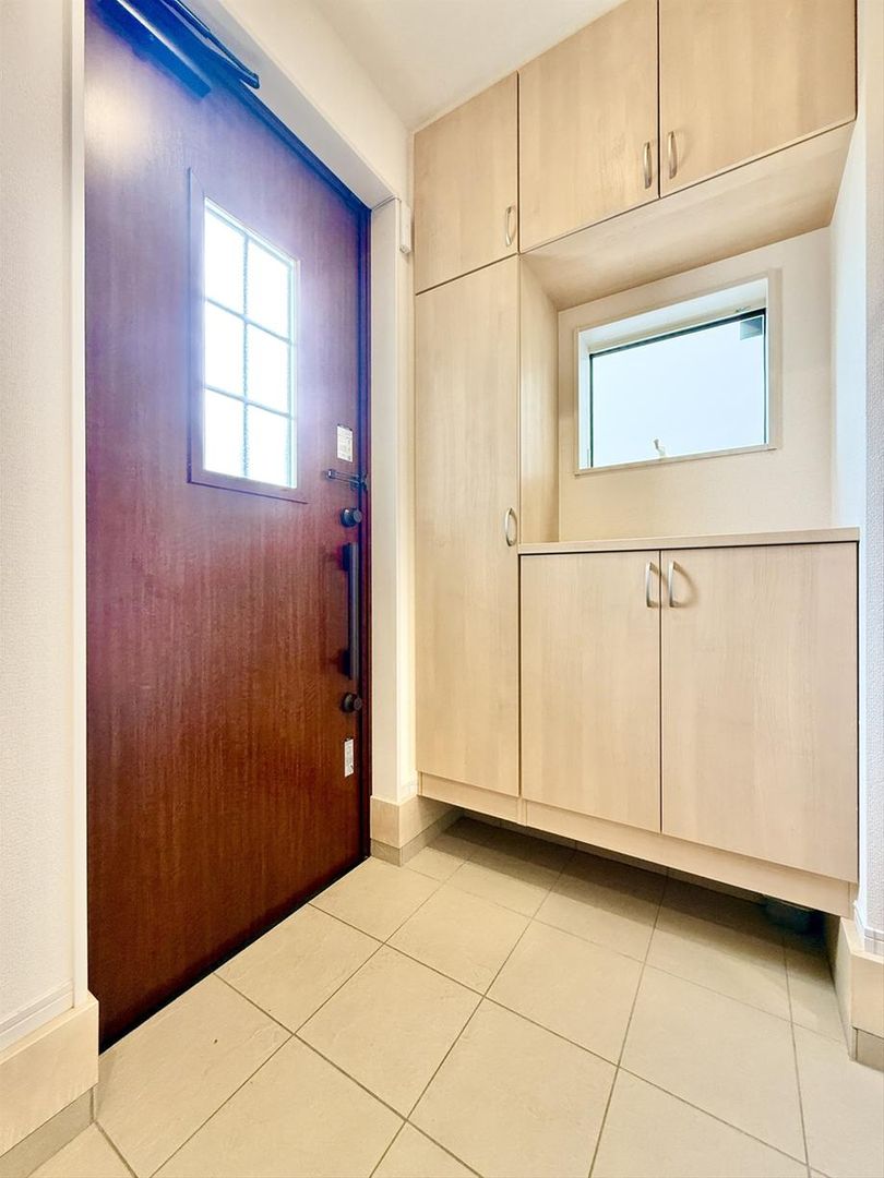 4LDK Modern House with Solar in Akiruno, Tokyo - Thumbnail 2