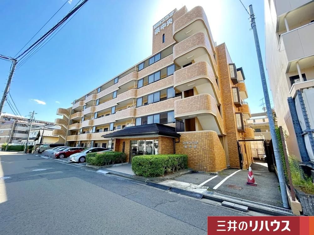 Renovated 3LDK Apartment in Sendai, Miyagi for Sale - Thumbnail 2