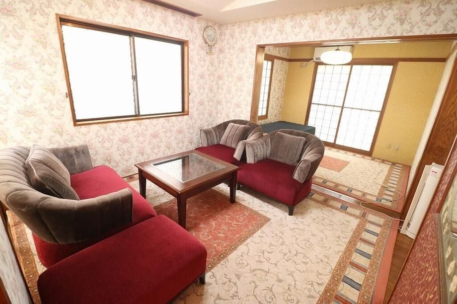 4LDK RC House for Sale in Urasoe, Okinawa - 141 sqm - Thumbnail 2
