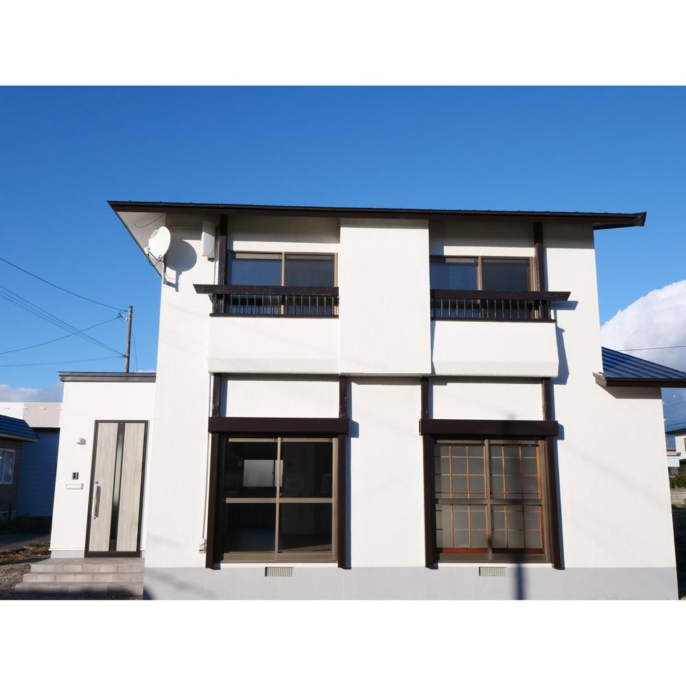 Renovated 5LDK House for Sale in Hokuto City, Hokkaido - Thumbnail 2