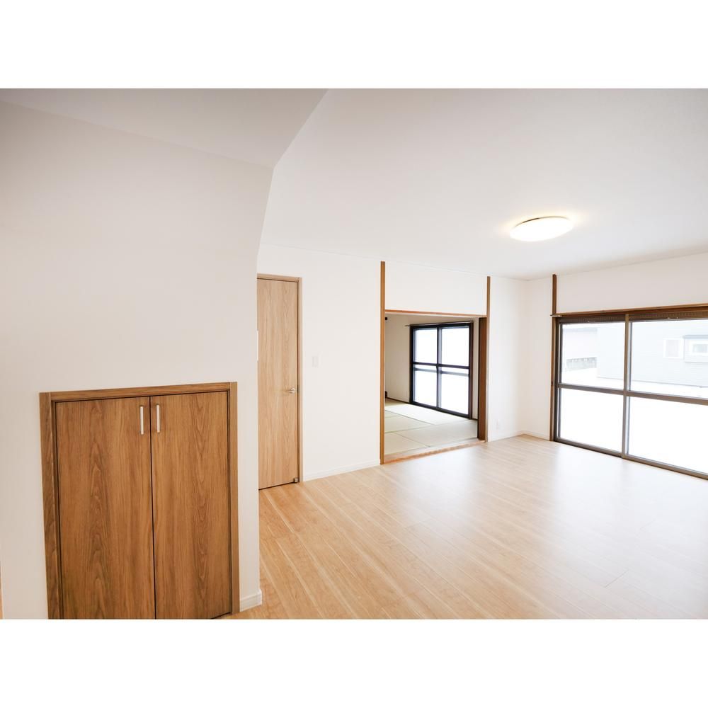 Renovated 5LDK House for Sale in Hokuto City, Hokkaido - Thumbnail 4