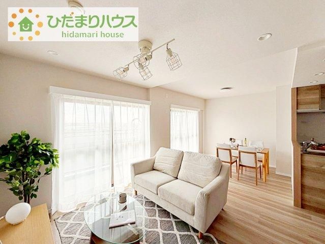 3LDK Apartment for Sale in Toride, Ibaraki - 70.48m² - Thumbnail 2