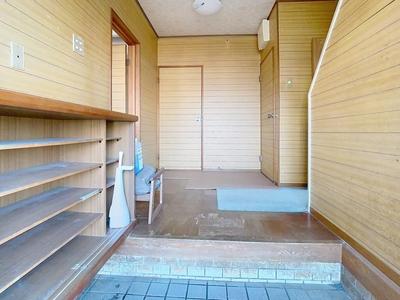 4LDK Resale House in Sakaide, Kagawa – 101m2 — Front_door, Sakaide, Kagawa