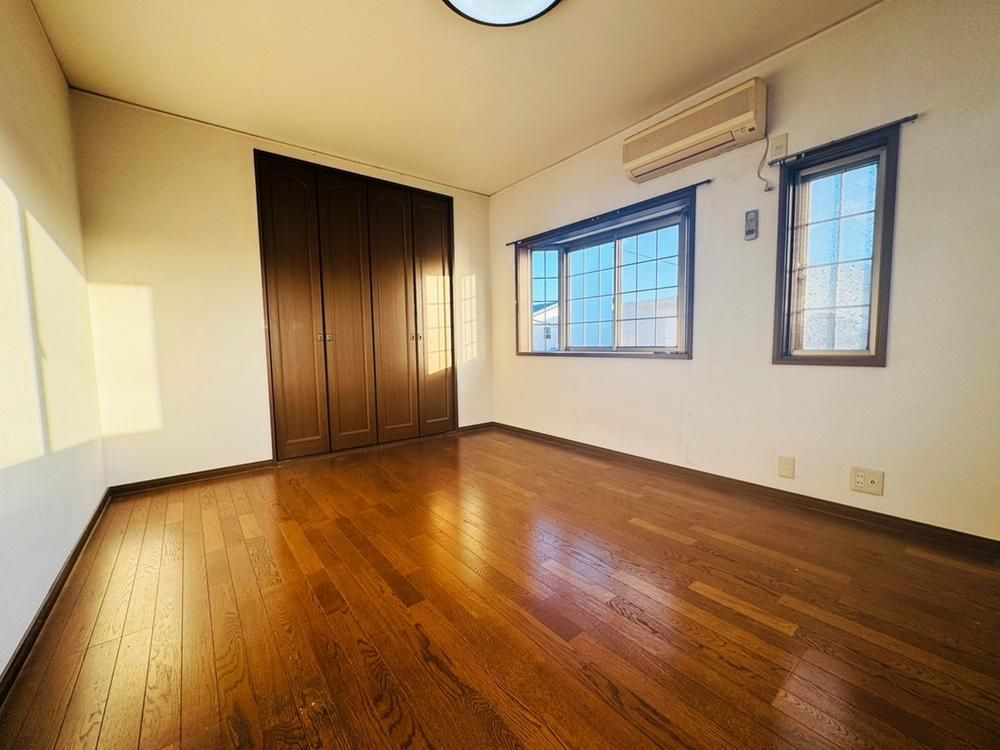 3LDK House for Sale in Fushimi-ku, Kyoto City - Thumbnail 2