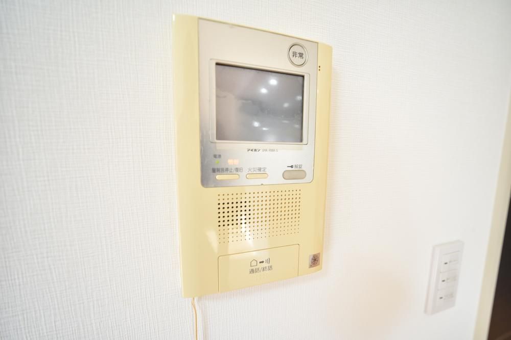 Renovated 4LDK Apartment in Miyagino, Sendai - Thumbnail 3
