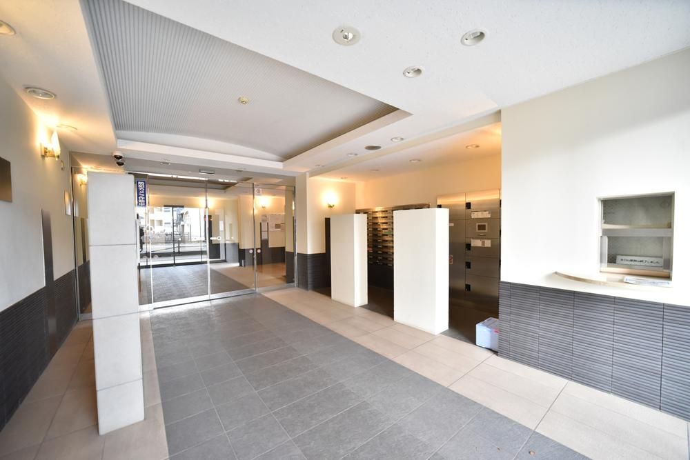 Renovated 4LDK Apartment in Miyagino, Sendai - Thumbnail 4