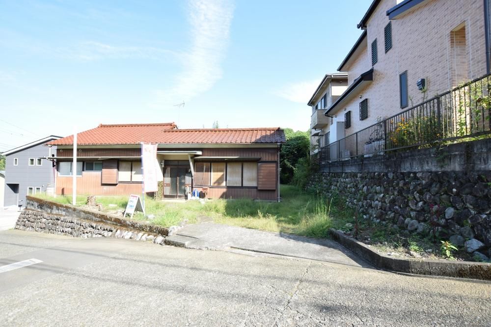 333.75m2 Land for Sale in Minamiashigara, Kanagawa - Thumbnail 2