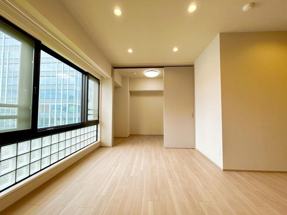 3LDK Apartment for Sale in Naka-ku, Yokohama - 90.47m2 - Thumbnail 3