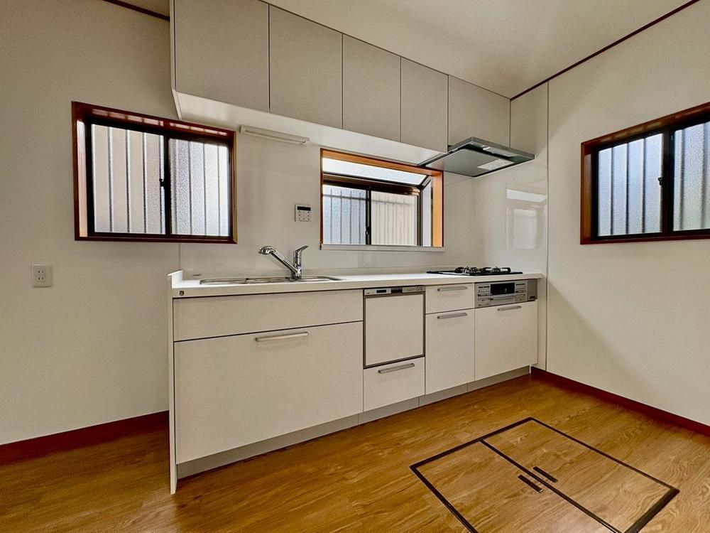 Newly Renovated 4LDK House in Isogo, Yokohama - 127m2 - Thumbnail 4