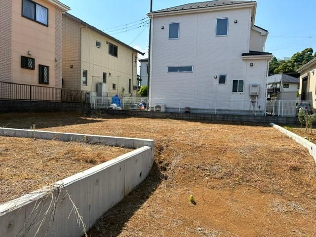 Land for Sale in Isehara City, Kanagawa | 131.7-145.19 sqm - Thumbnail 3