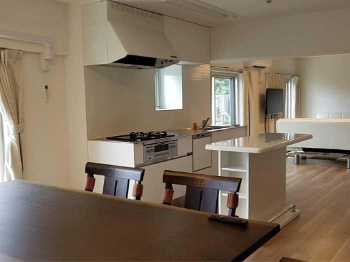 Park Manazuru 1-Room Apartment in Manazuru, Kanagawa - Thumbnail 3