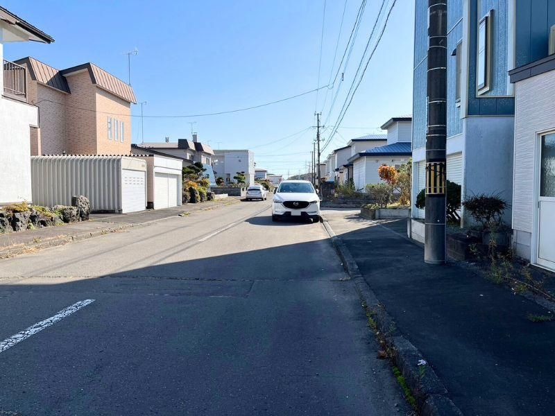 5LDK House for Sale in Tomakomai, Hokkaido - 81.62m2 - Thumbnail 2