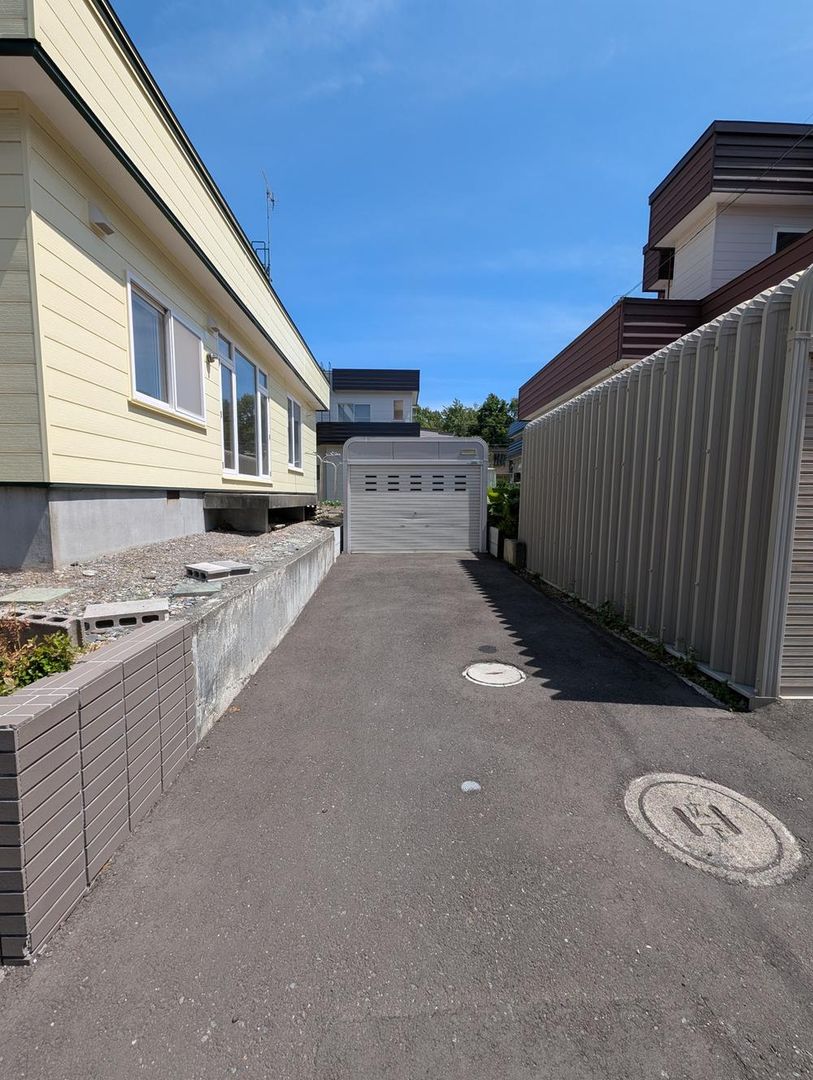 Renovated 4LDK House in Kitahiroshima, Hokkaido - Thumbnail 2