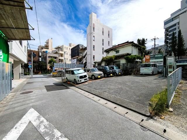Land for Sale in Naha, Okinawa - 142.24 sqm near Kenchomae Station - Thumbnail 4