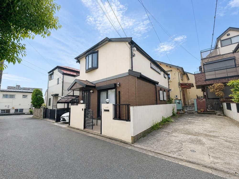 4LDK 107m² House for Sale in Nakano, Tokyo - Thumbnail 3