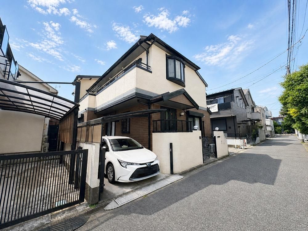 4LDK 107m² House for Sale in Nakano, Tokyo - Thumbnail 2