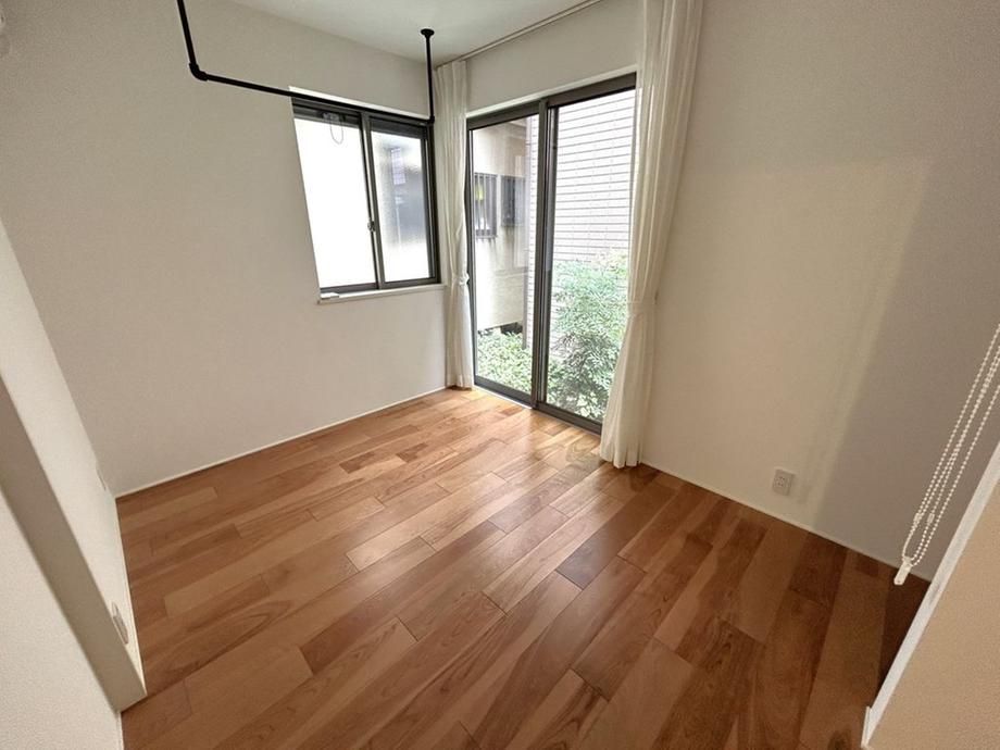 Modern 1LDK+S House for Sale in Fujimi City, Saitama - Thumbnail 3