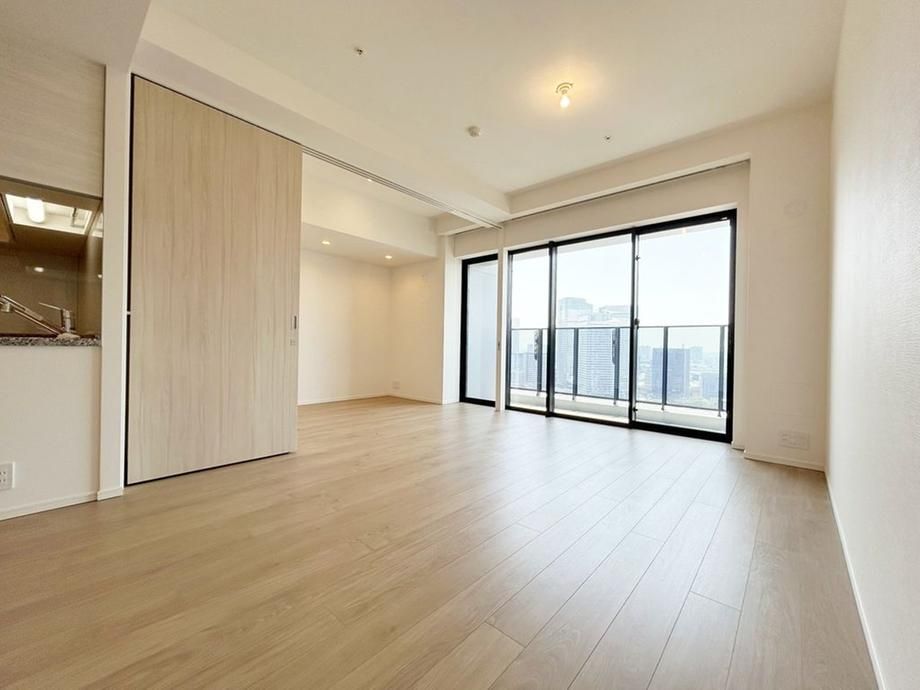 Grand City Tower Tsukishima 3LDK 74.44sqm Chuo-ku Tokyo - Thumbnail 2