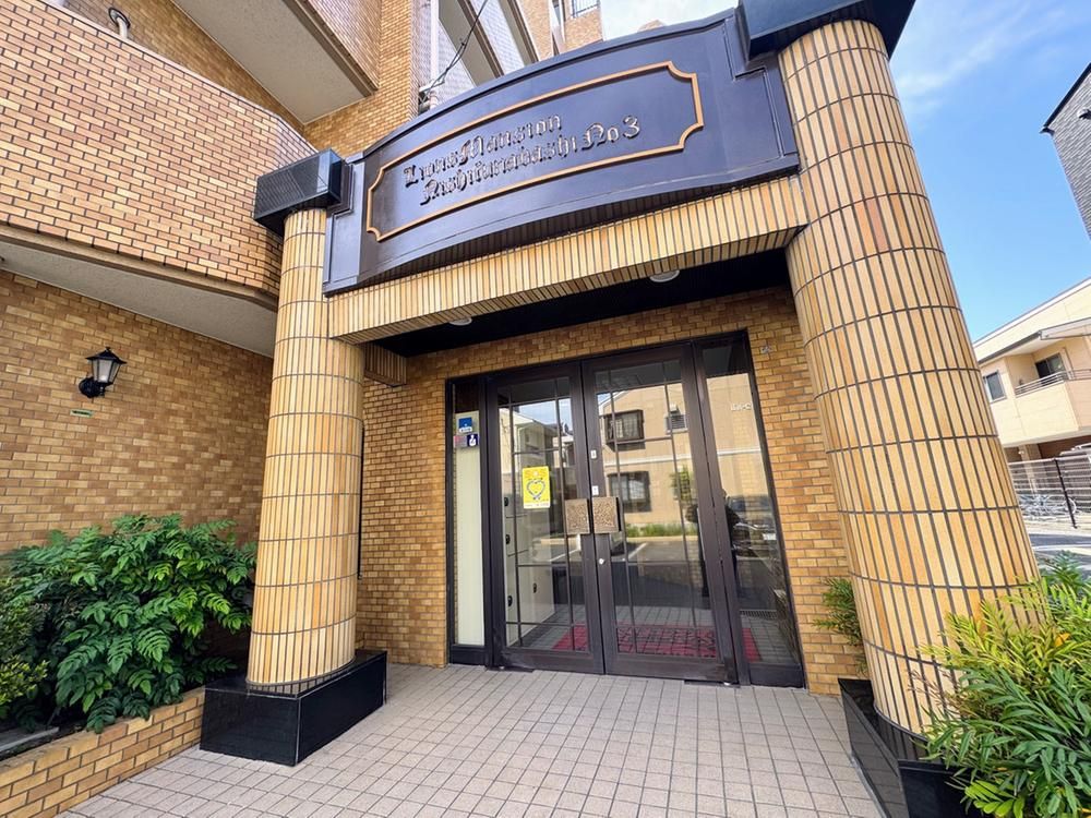 3LDK Apartment for Sale in Ichikawa, Chiba - 66.48m2 - Thumbnail 3