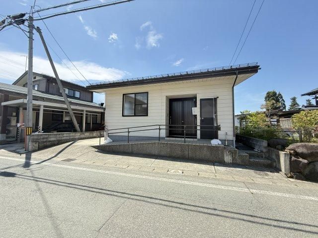 Renovated 1LDK House for Sale in Tendo, Yamagata - Thumbnail 3