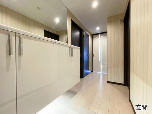 3LDK Renovated Apartment for Sale in Okinawa City, Okinawa - Thumbnail 3