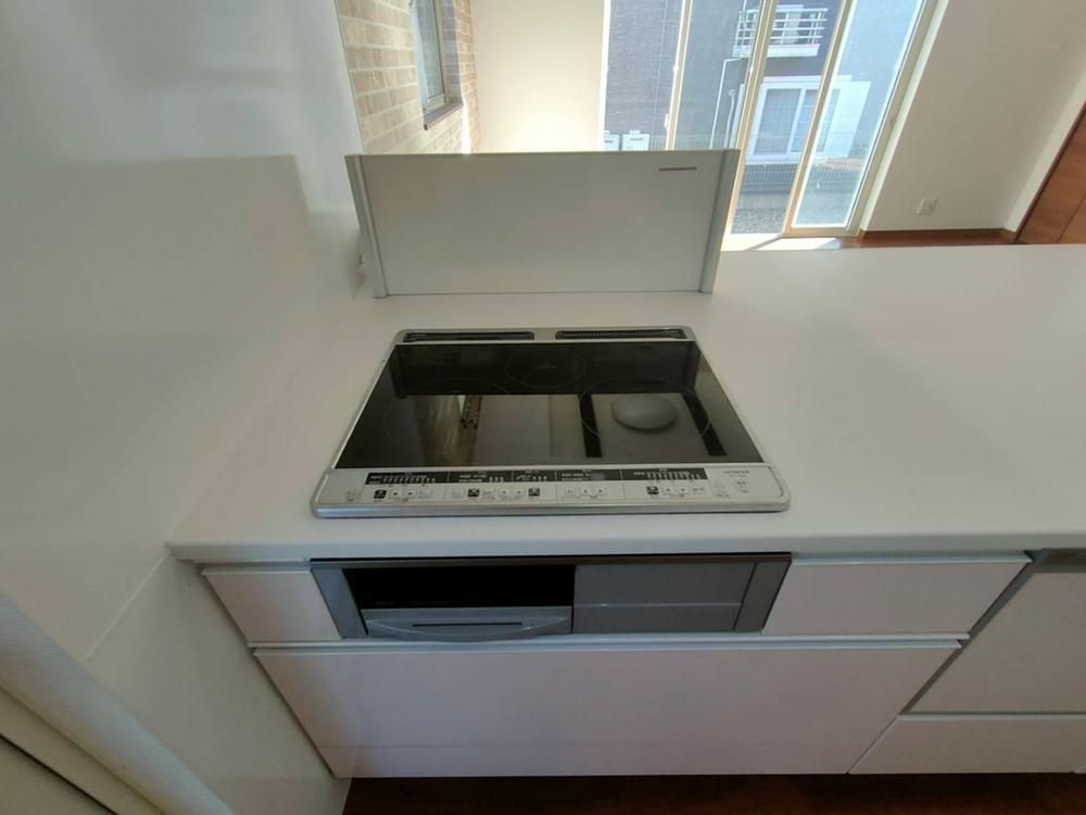 3LDK House for Sale in Oita with Solar Power, 183m² Land - Thumbnail 4