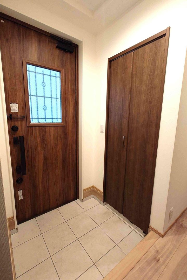 Modern 4LDK House for Sale in Kawaguchi, Saitama - Thumbnail 2
