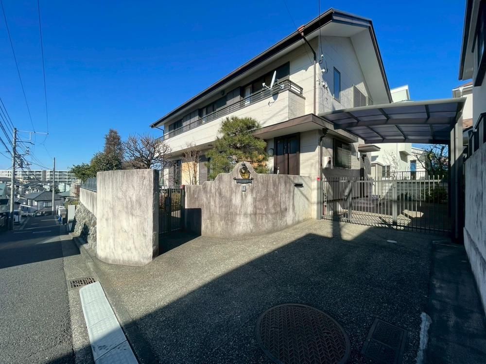 4LDK+S House with Mount Fuji Views in Yokohama's Hodogaya Ward - Thumbnail 2