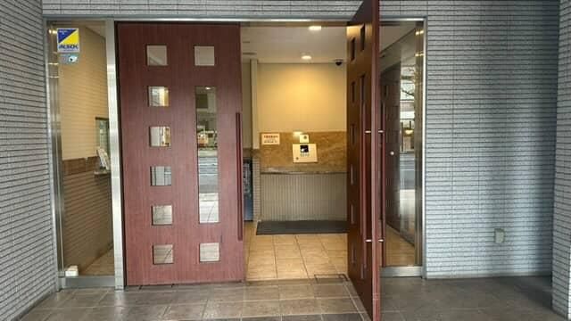 Renovated 3LDK Apartment in Minami Ward, Yokohama - 65m² - Thumbnail 2